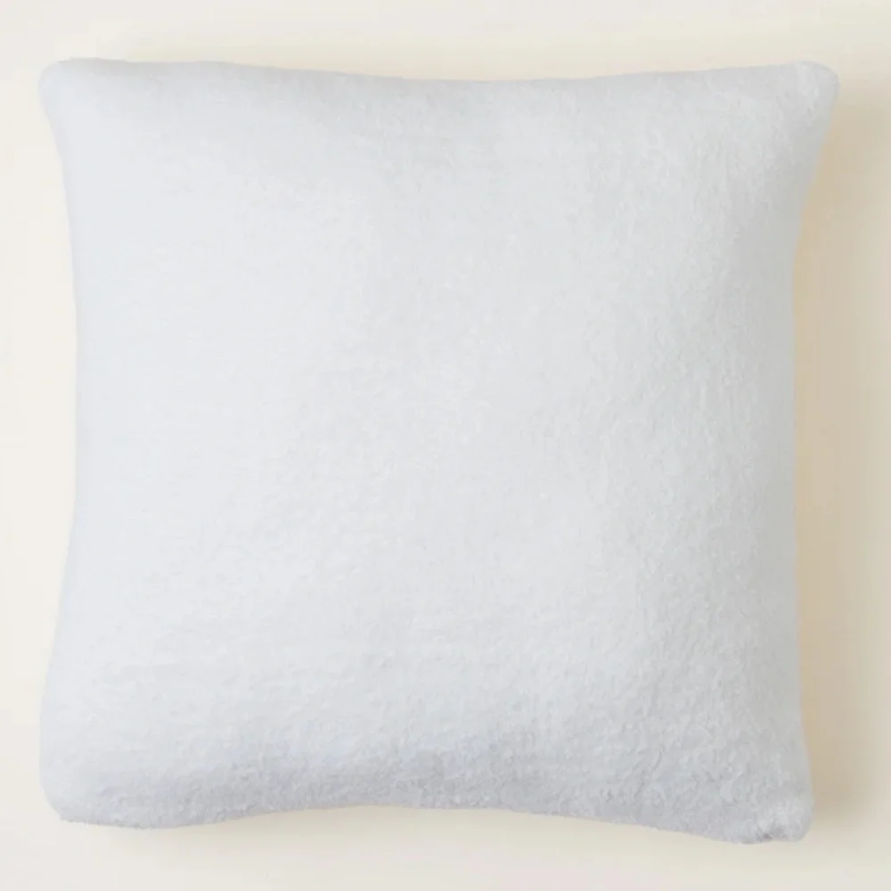 NWT Barefoot Dreams CozyChic Classic Pillow in Pearl - 20” x 20”